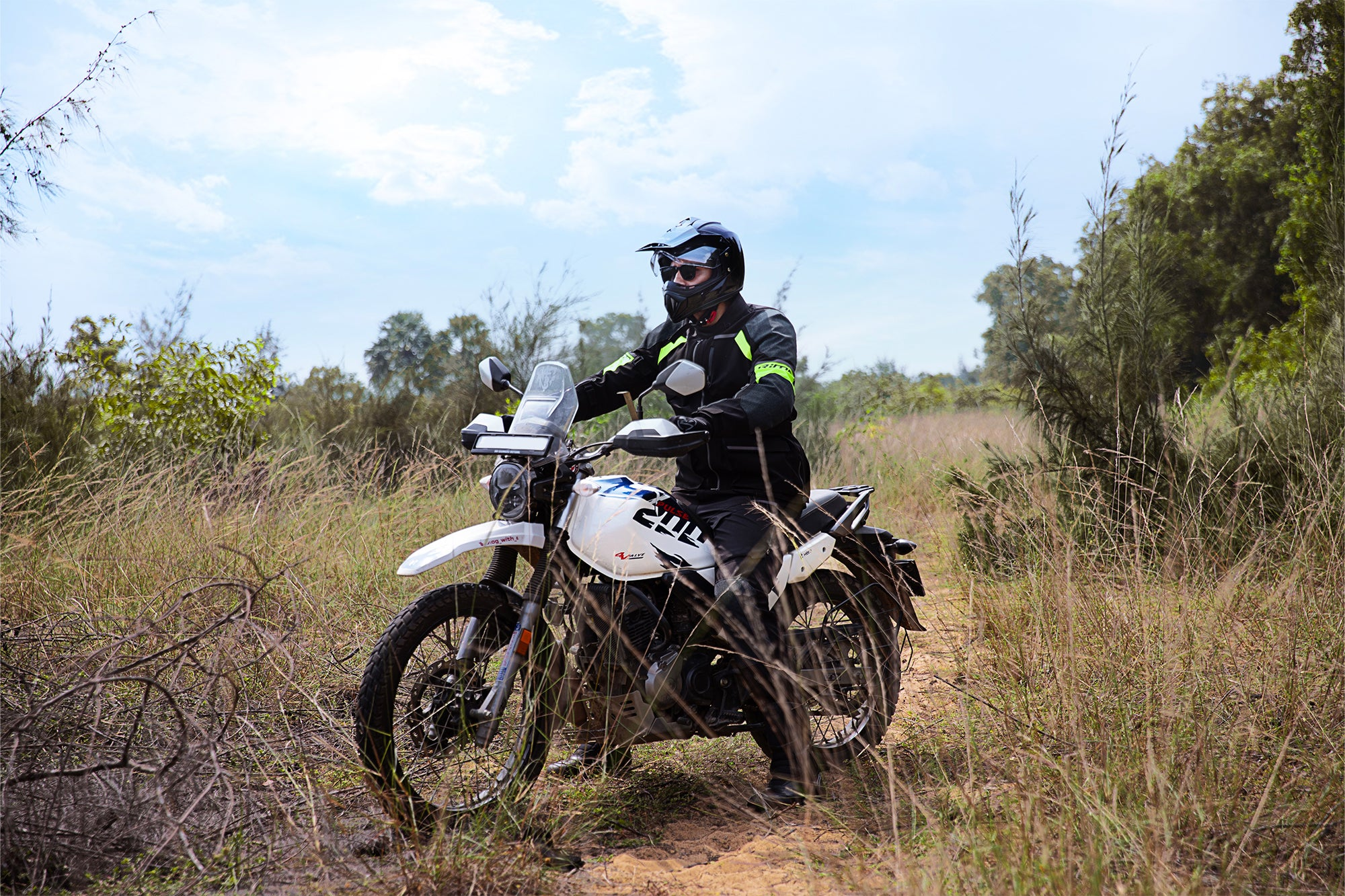 TOURING